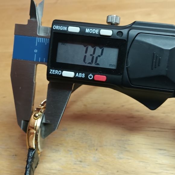 X Looney Tunes Marvin the Martian MOOD dial watch gold tone case 3 hand move - Picture 14 of 15